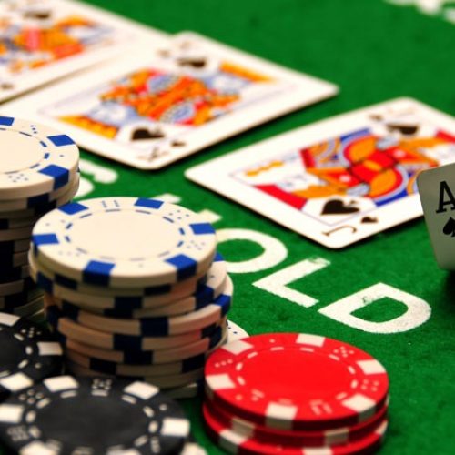 Some of the poker myths which are recklessly believed by the people