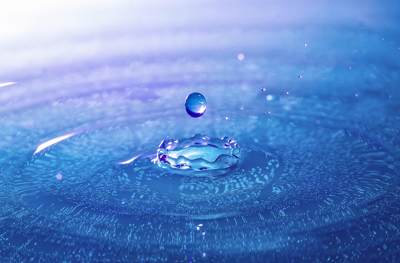 Drops, waterdrop, splash — Experience Seamless Management with Ledger Live Today