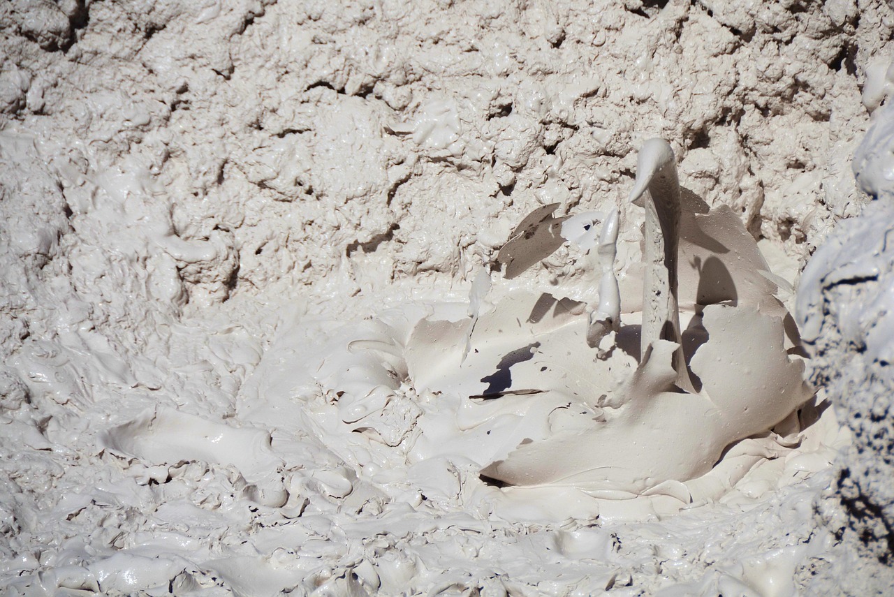 Mudpot, thermal feature, bubble — French Roulette Low House Edge Australia VIP