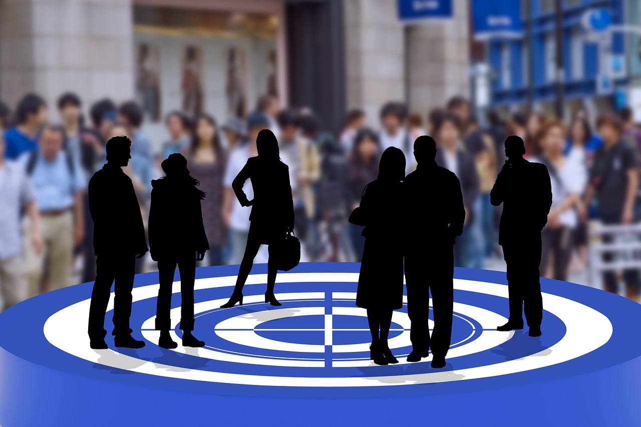 Goal, target group, people — Harnessing the Power of Bscscan for Crypto Insights