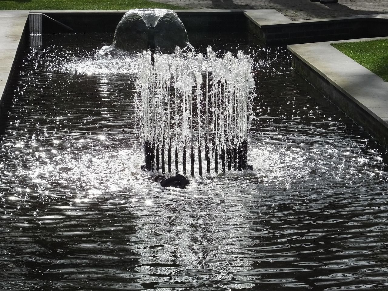 Fountain, water feature, keukenhof — The Ultimate Guide to Play Live Roulette Australia Secure