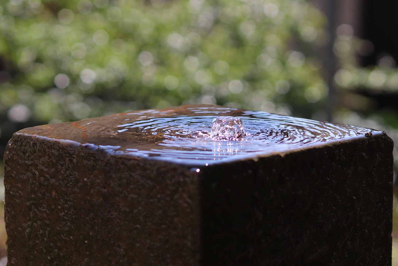 Water feature, fountain, gush — Unleash Your Trading Potential with Jupiter Swap